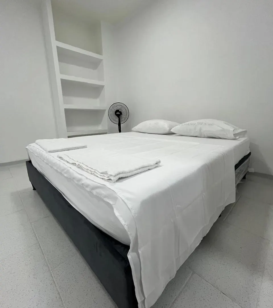 Hospedaje - Casa Alameda Кали 0*,